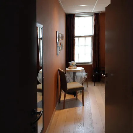 A Casa Bed & Breakfast 2*